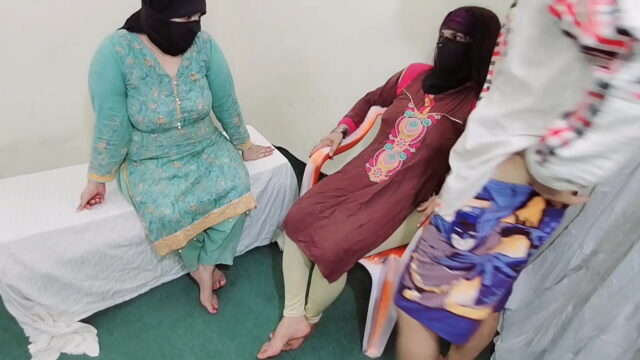 Awesome 3some Anal Fucking of 2 indian Muslim Hot Bhabhi's with Dever
